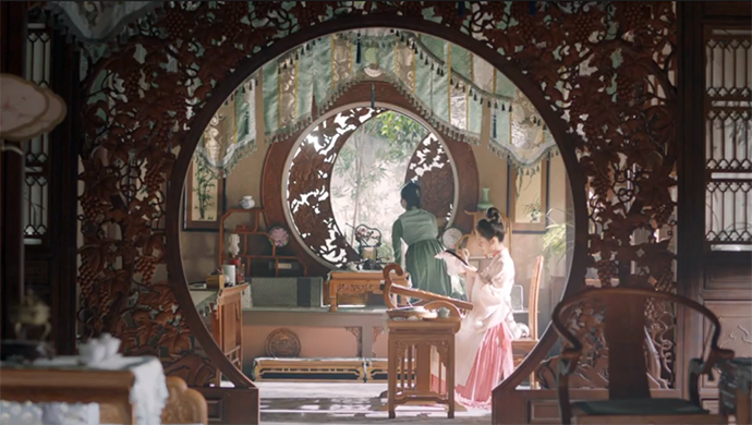 십일랑-방-원형-창문