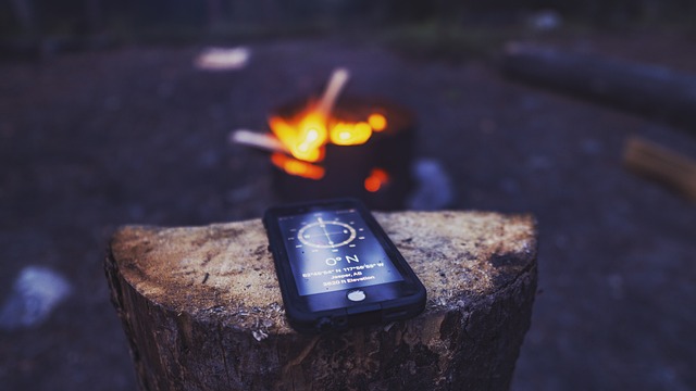 스마트폰 하나로 여행 준비 끝! 항공권 예약, 환율 계산, 지도 활용법