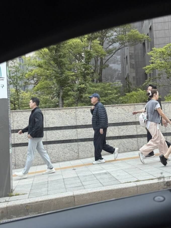 윤석열 패딩 브랜드 어디? 구매하기, 가격