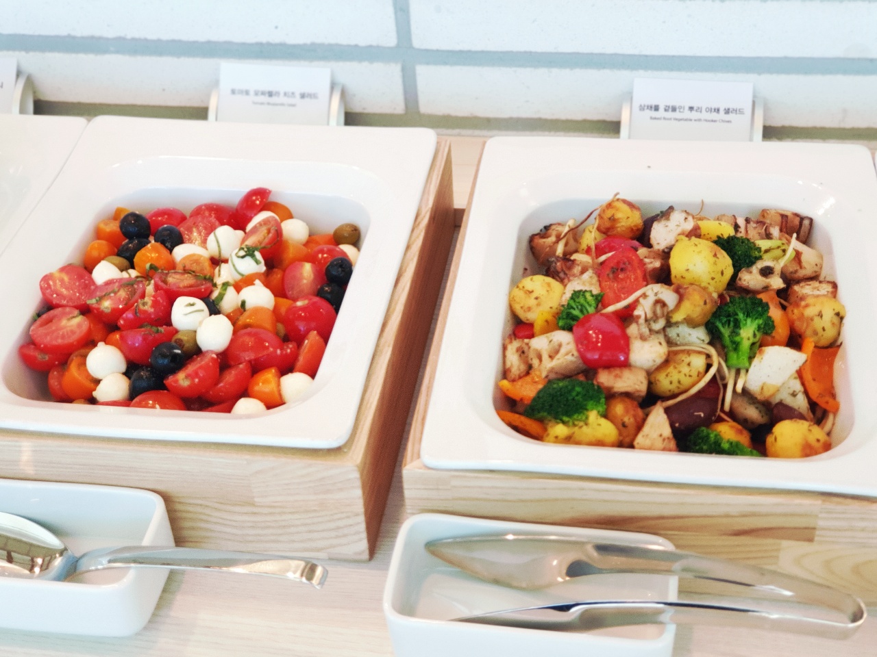 토마토-샐러드바