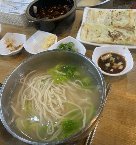 생방송오늘저녁 35년 손맛! 동대문 가마솥 안동국시 맛집