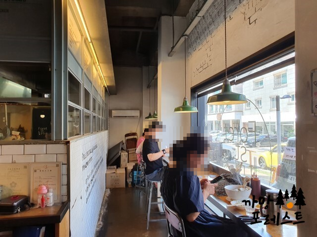동탄 쌀국수 포레스트 포 내부