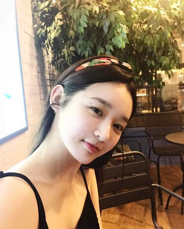 강민경 프로필