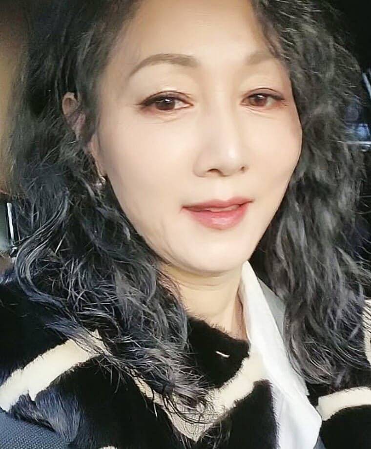 배우-방은희