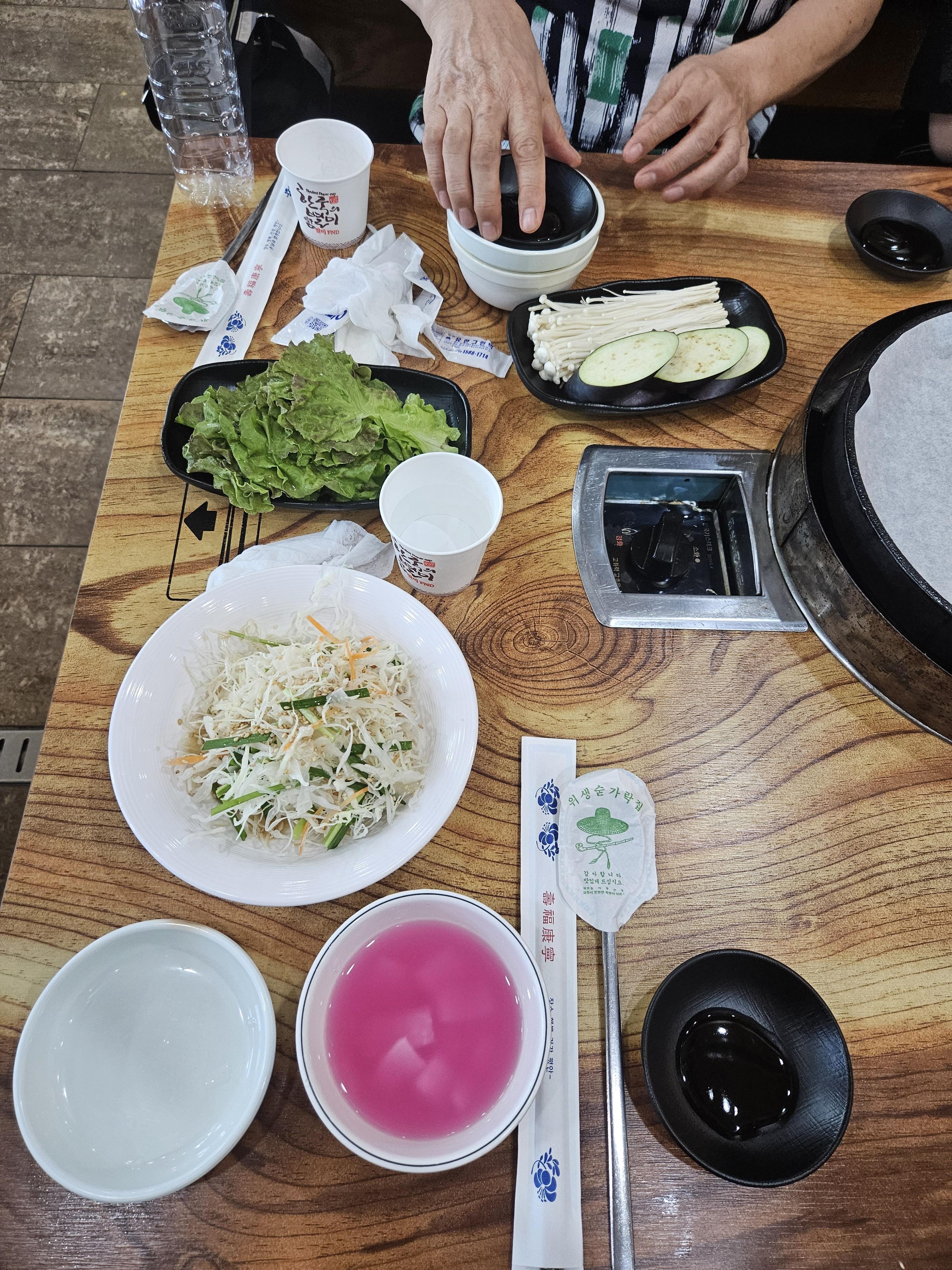 반구정 민물장어 반찬 세팅