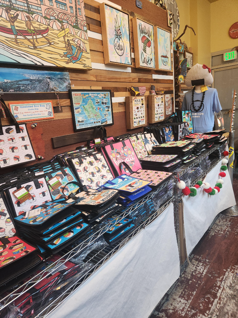 하와이 이야스메 무스비 카페 굿즈