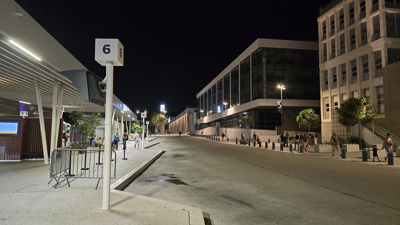 마르세유 공항 도착