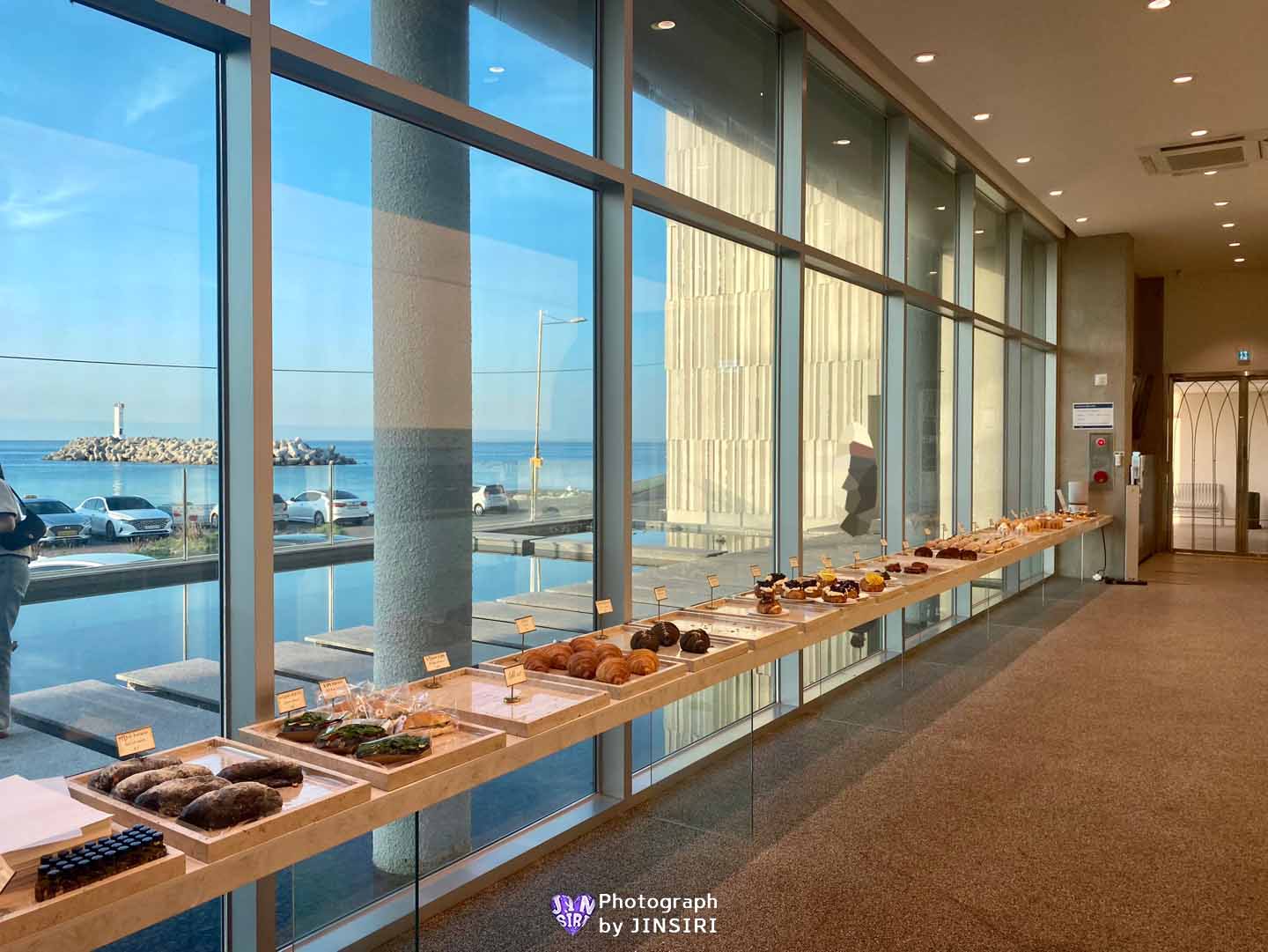 울산 북구 정자 오션뷰 대형 베이커리 카페 케이크