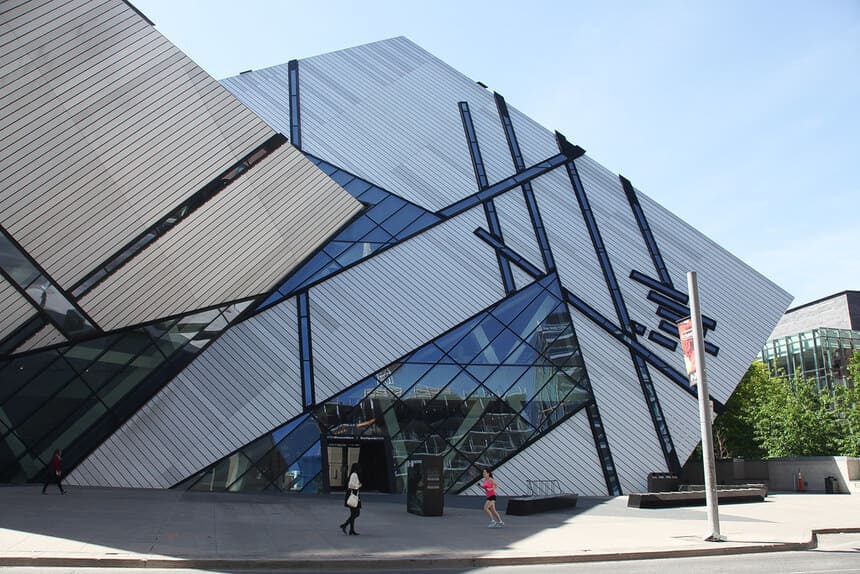 토론토 캐나다 관광지 추천 및 알고가기 로열 온타리오 박물관