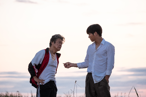 송중기와 권해요 스틸컷