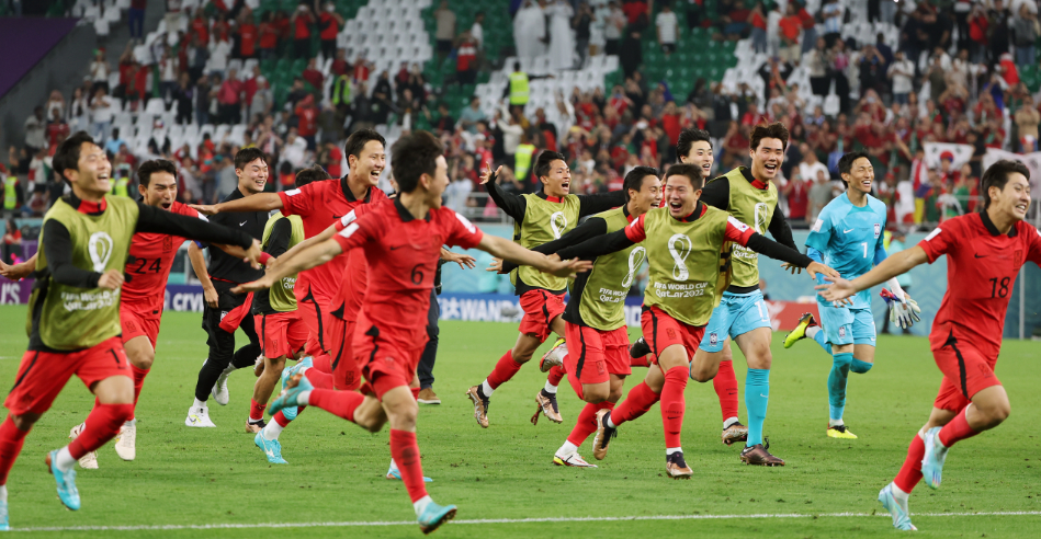 ㄷ하 월드컵 16강의 기적의 기뻐하는 선수들