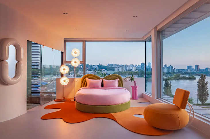 한강대교 호텔 스카이 스위트 한강브릿지 내부