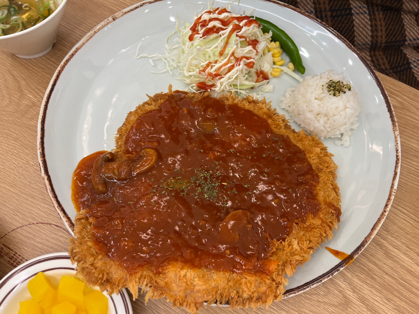 진심 매운 돈까스