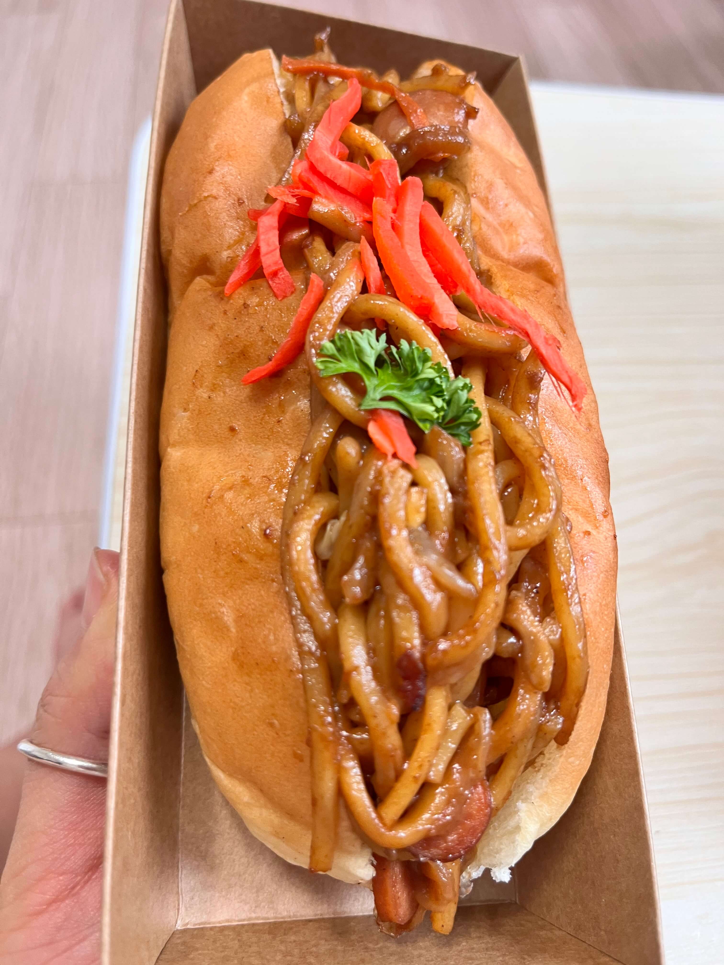 용산아이파크몰 도파민스테이션 에키노마에 디저트 베이커리 팝업 야끼소바빵