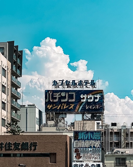 벚꽃 시즌에 어울리는 일본 애니 사진