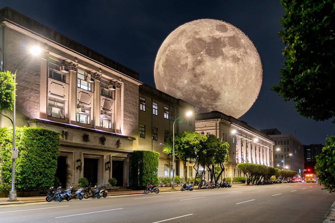 Composite