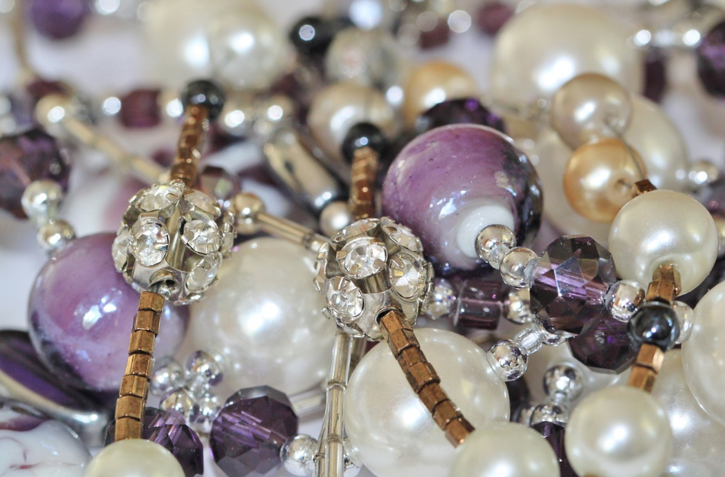 빈티지 주얼리의 매력과 발견의 기쁨