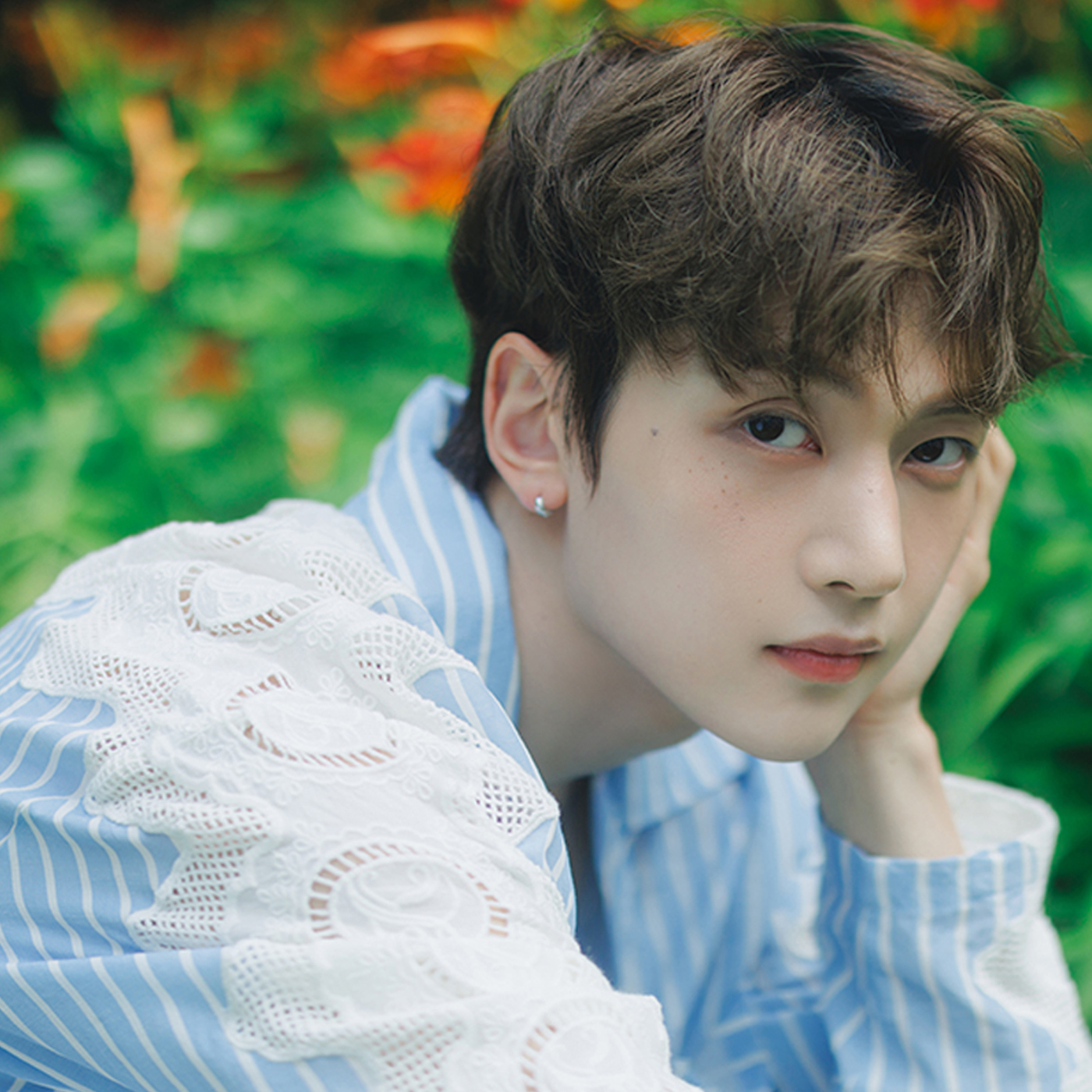 제로베이스원 멤버 메튜사진