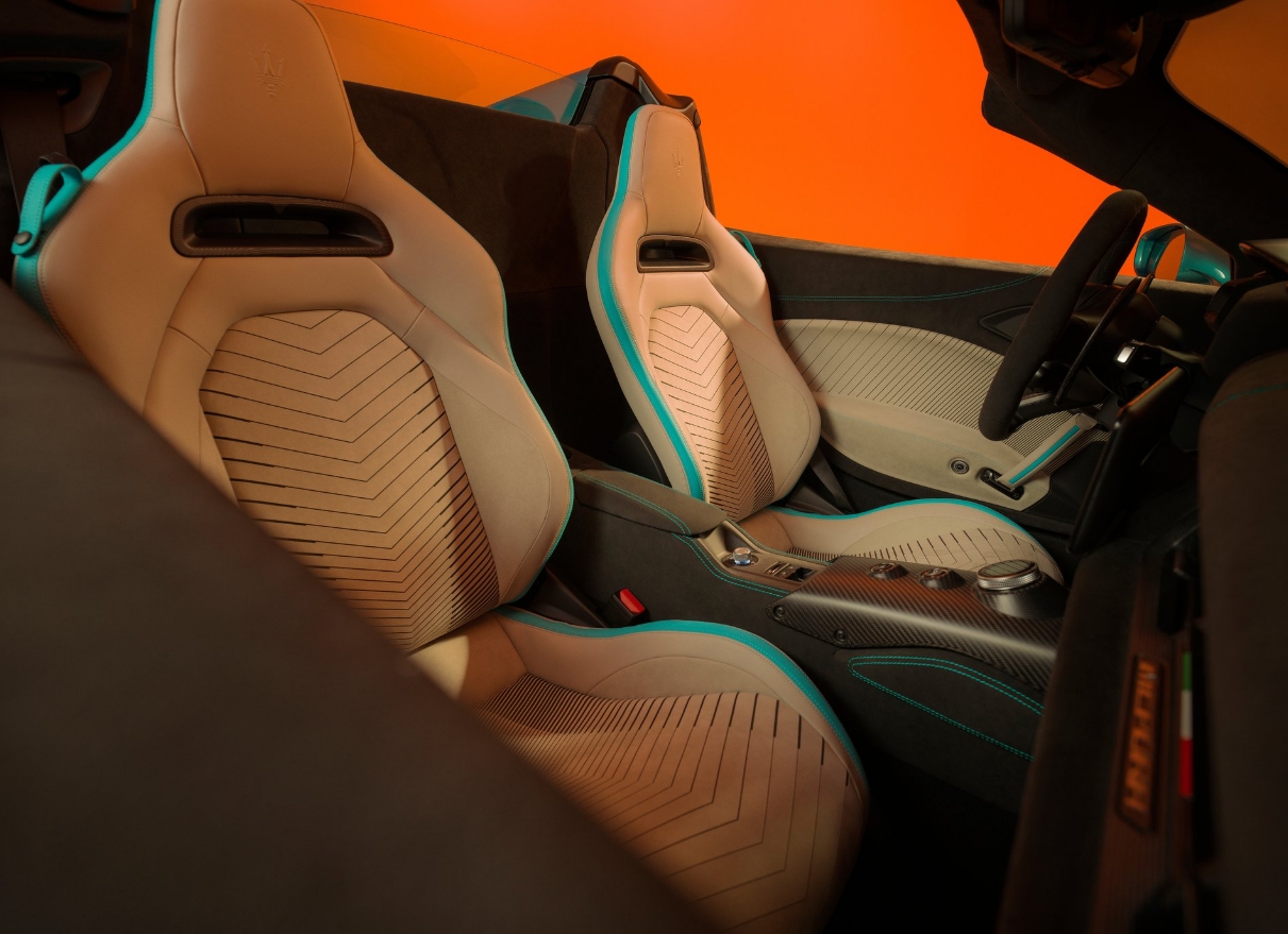 마세라티 MC푸라