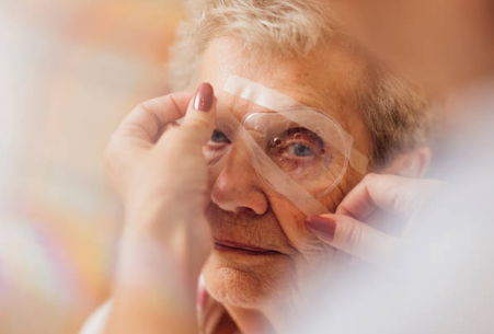 백내장의 원인과 증상, 진단, 치료와 예방 방법, 합병증