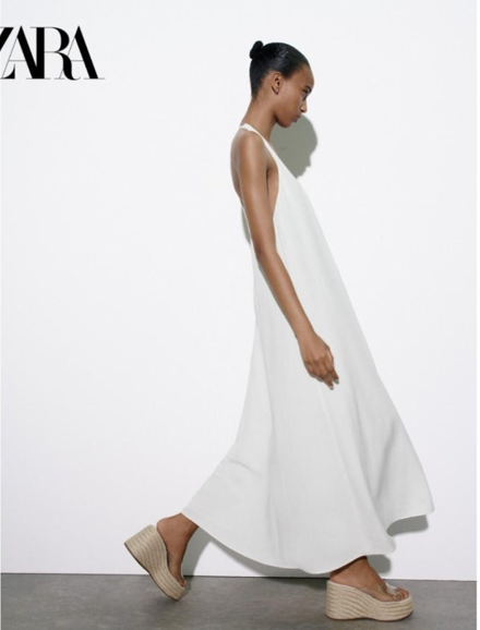 중년 여성 편안한 원피스 사진