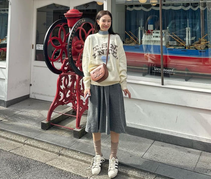 장희령 사복