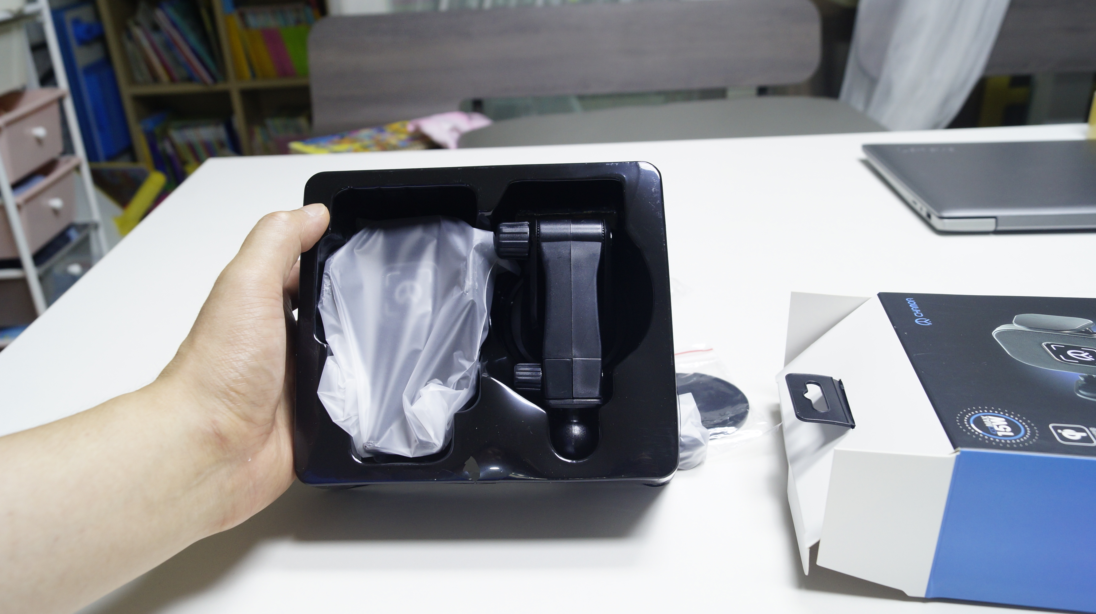 차모아 차량용고속무선충전 거치대