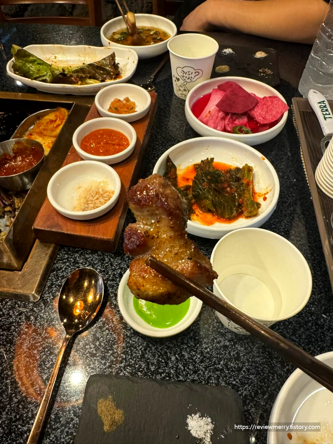 목살한점