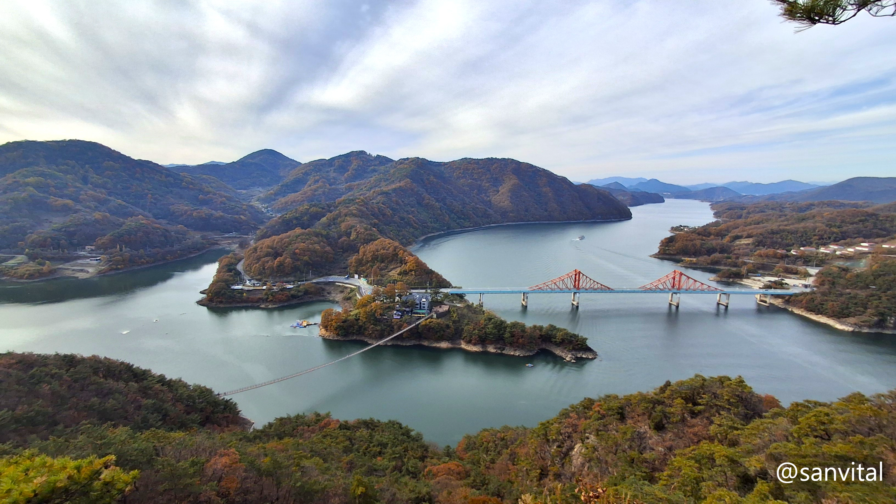 옥순대교와 출렁다리