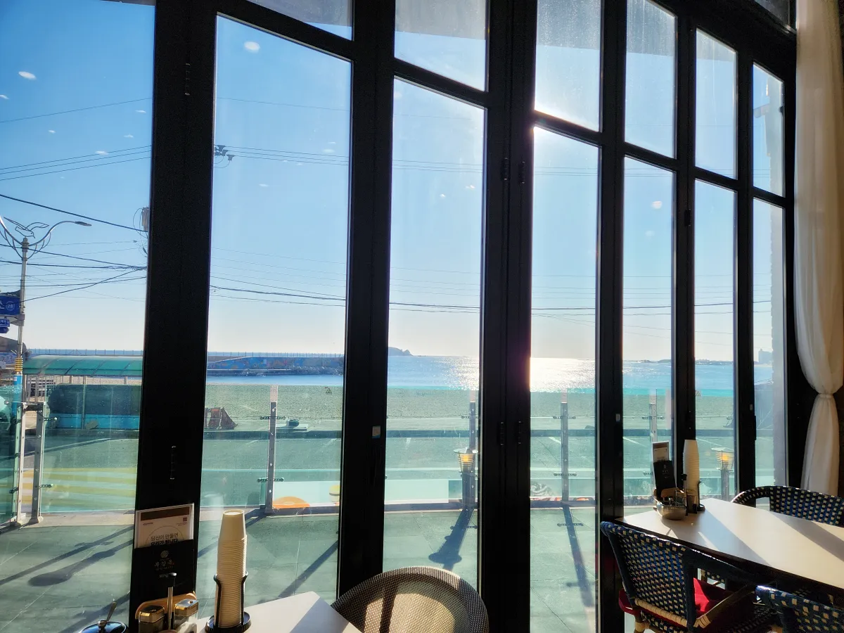 부강욱-통창-뷰