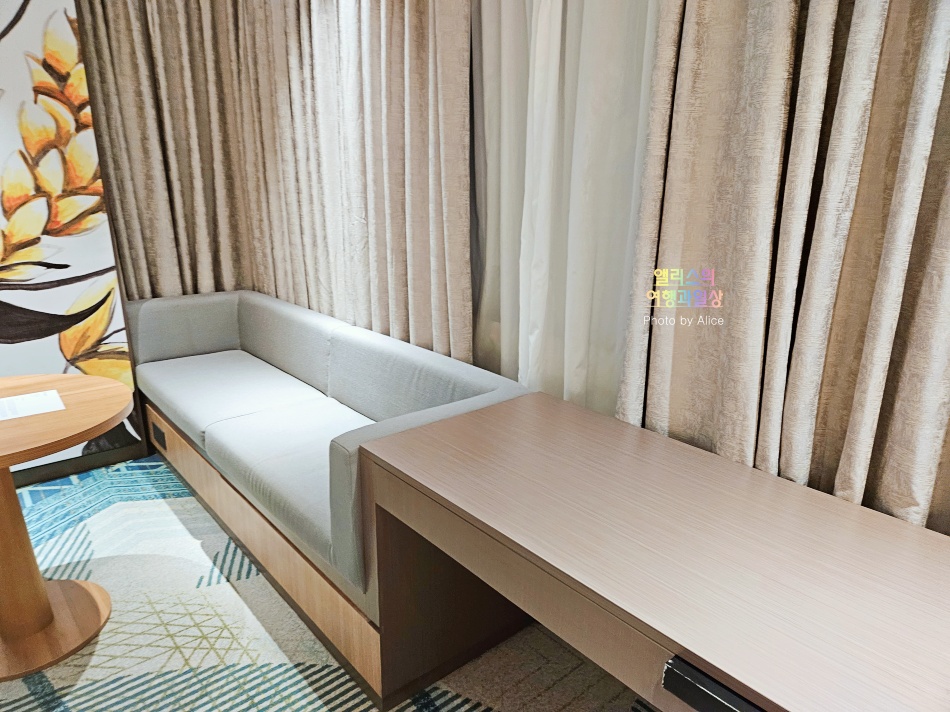 세부 시내 호텔, 홀리데이 인 세부시티 호텔 킹 스위트 룸 후기