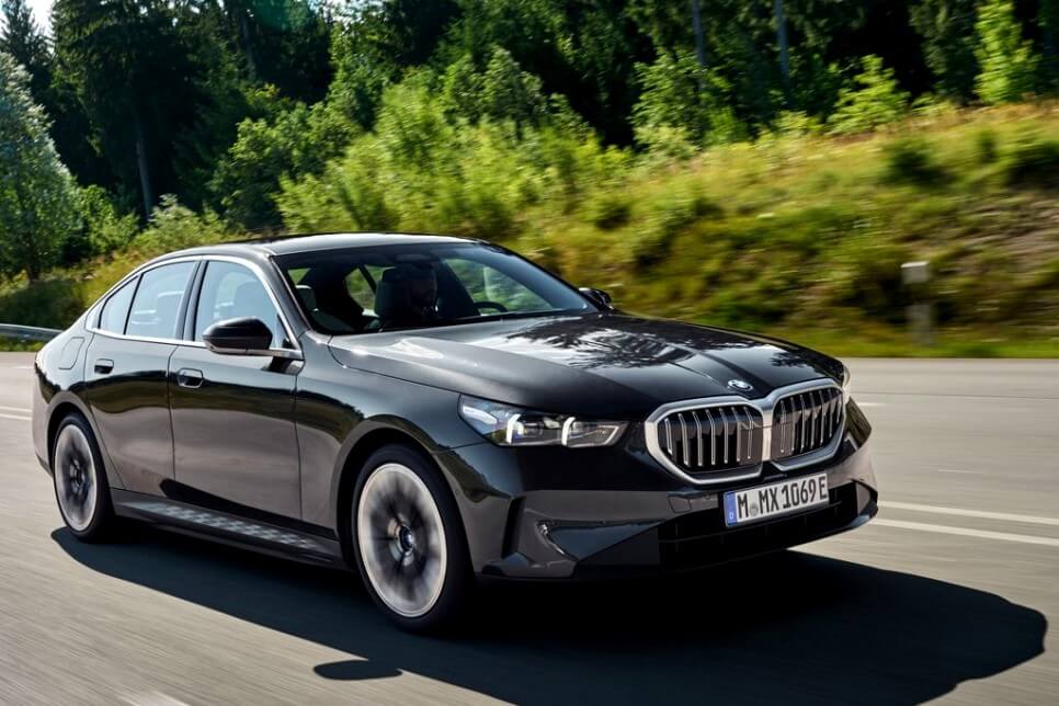 BMW 5시리즈 하이브리드 출시 가격 공개