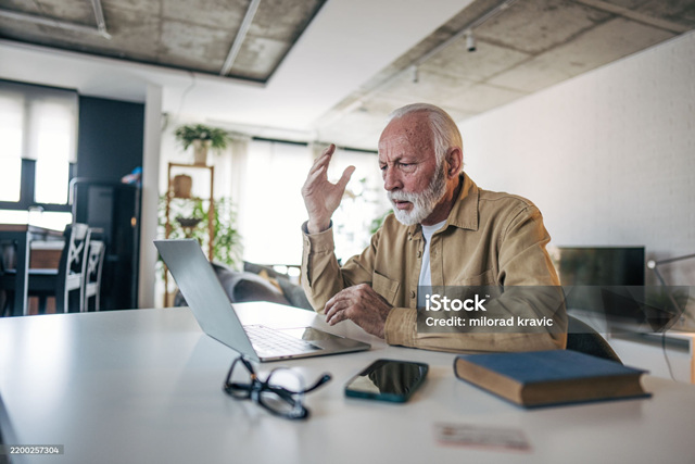 시니어 디지털 격차 해소