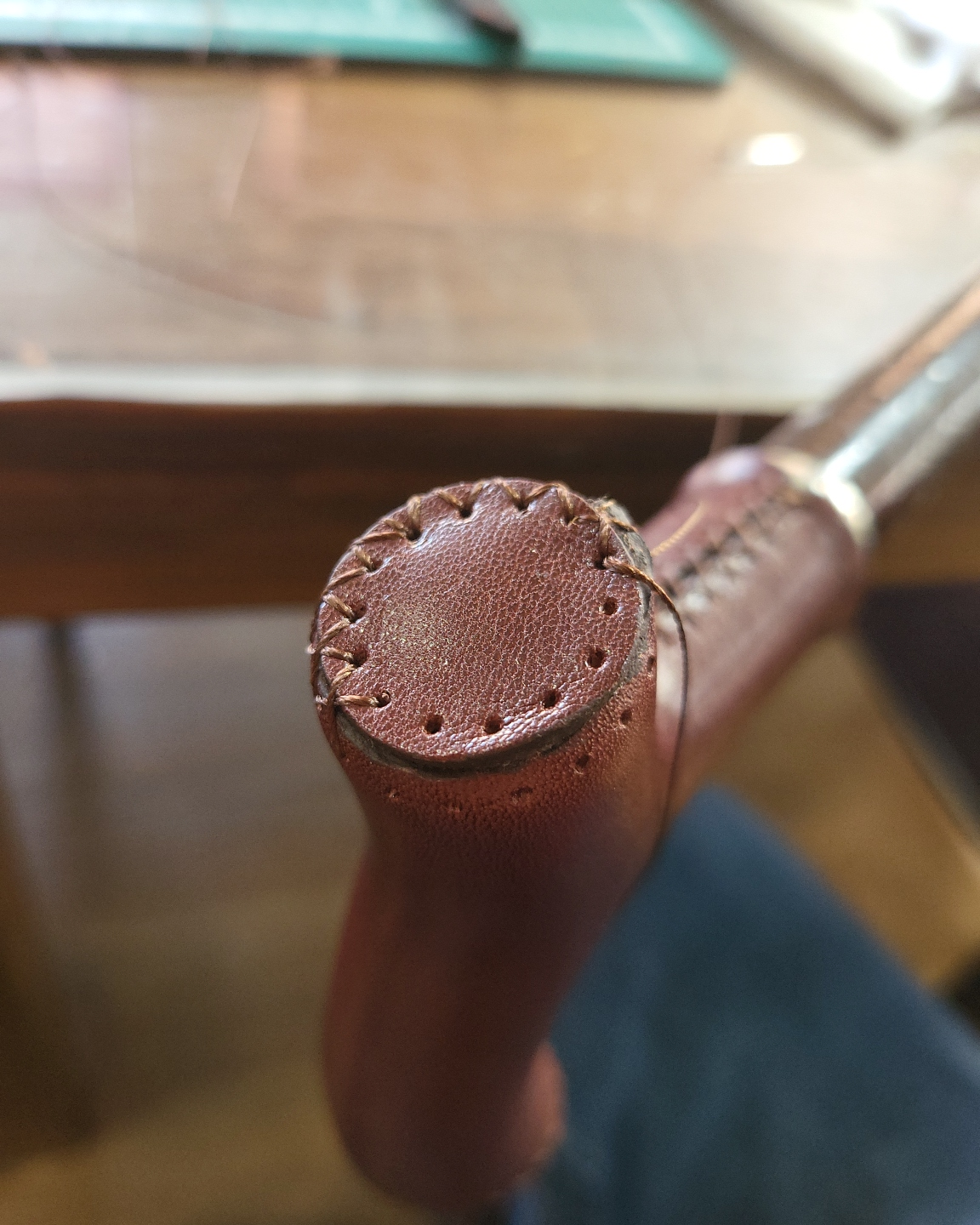 앞 부분 바느질