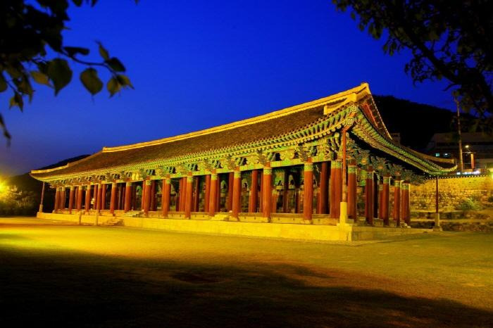 경주 가볼만한곳 첨성대 권역 경주 여행 코스 추천 확인하기