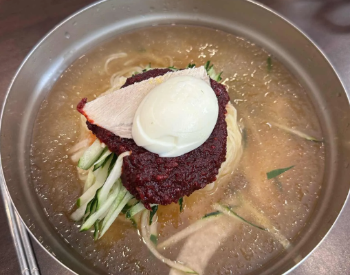 해운대밀면 vs 가야밀면 비교 관련사진