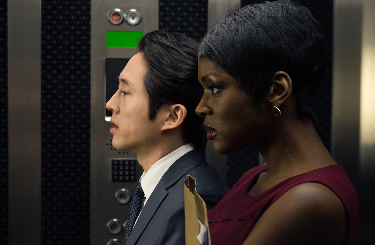 데릭을 모함하는 상사 사이렌