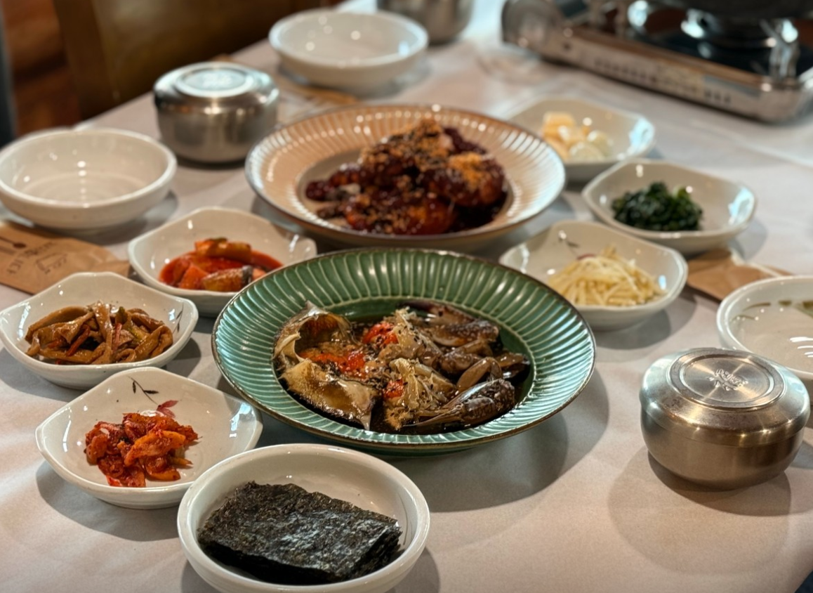 동네한바퀴 태안하얀게국지 마도 통우럭구이 식당 위치