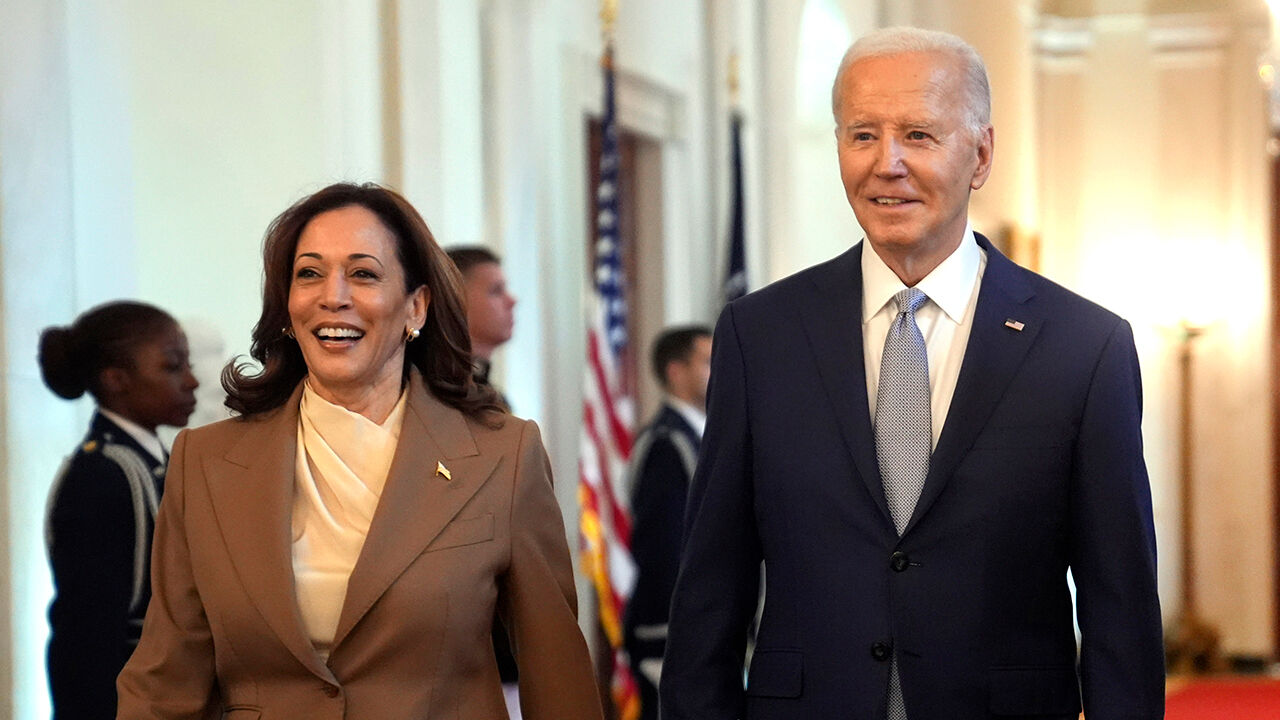 카멜라-해리스-부통령-바이든