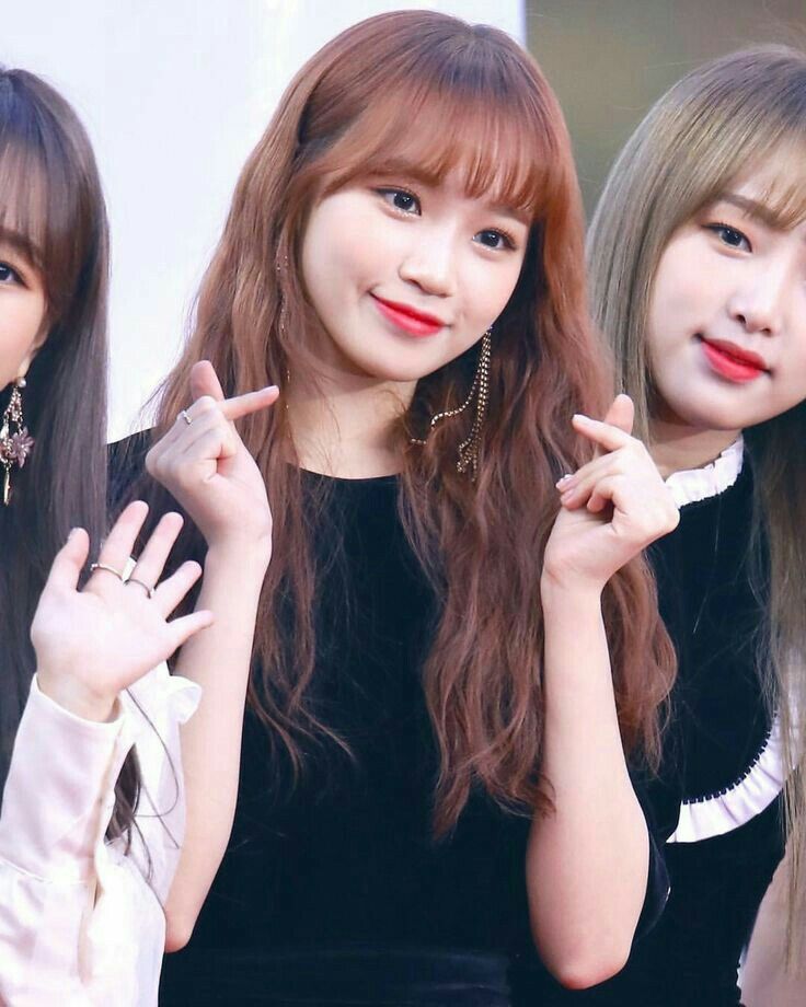 김채원 사진 모음 김채원 사진 모음
