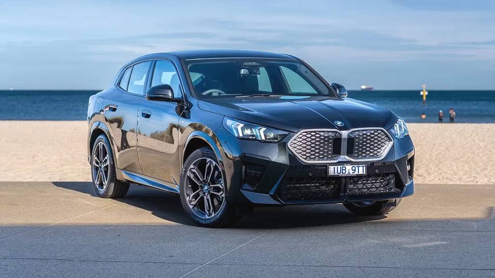2025 bmw ix2 ๊ฐ๊ฒฉ ์ ์ ๋์์ธ ์ถ์์ผ