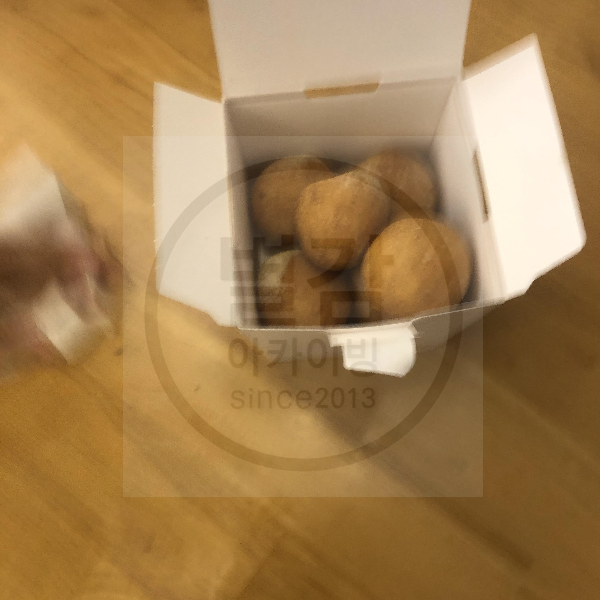 교촌치킨 위례송파점 후기 - 최근 교촌치킨 위례송파점에서 치킨을 주문했습니다. - 반반 오리지널과 퐁듀치즈볼은 잘 어울렸습니다 교촌치킨 위례송파점 후기 - 최근 교촌치킨 위례송파점에서 치킨을 주문했습니다. - 반반 오리지널과 퐁듀치즈볼은 잘 어울렸습니다