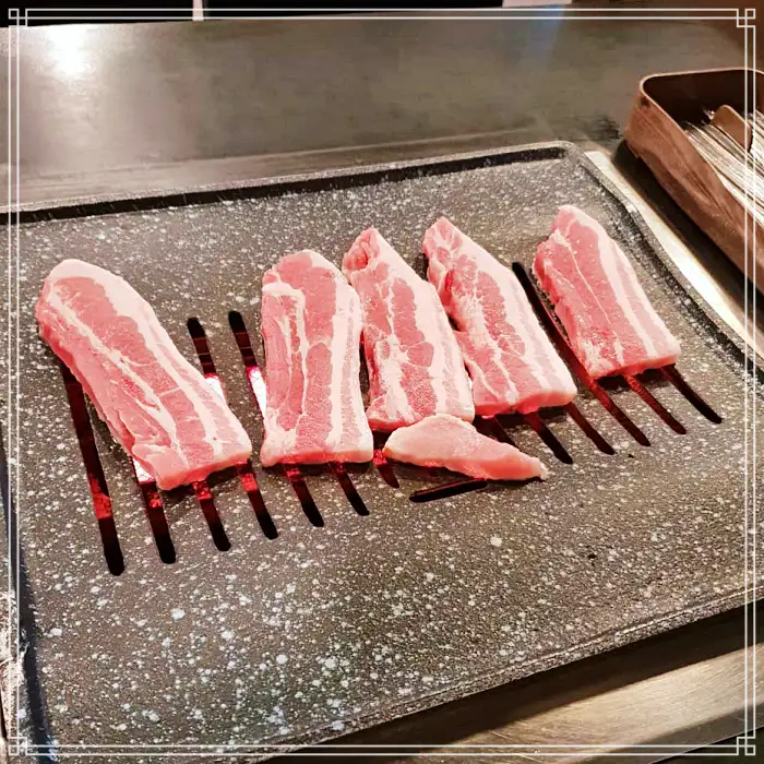 생방송투데이 안양역 안양 일번가 오천원 육즙 가득 생삼겹살 맛집