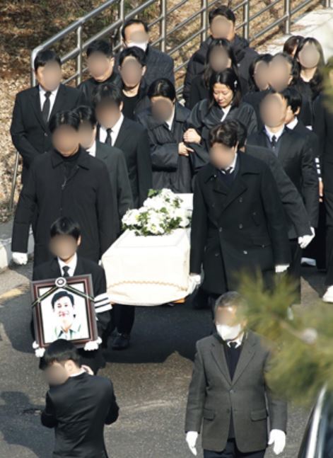 故 이선균 문화예술계 기자회견&#44; 장항준·김의성 추가 참석