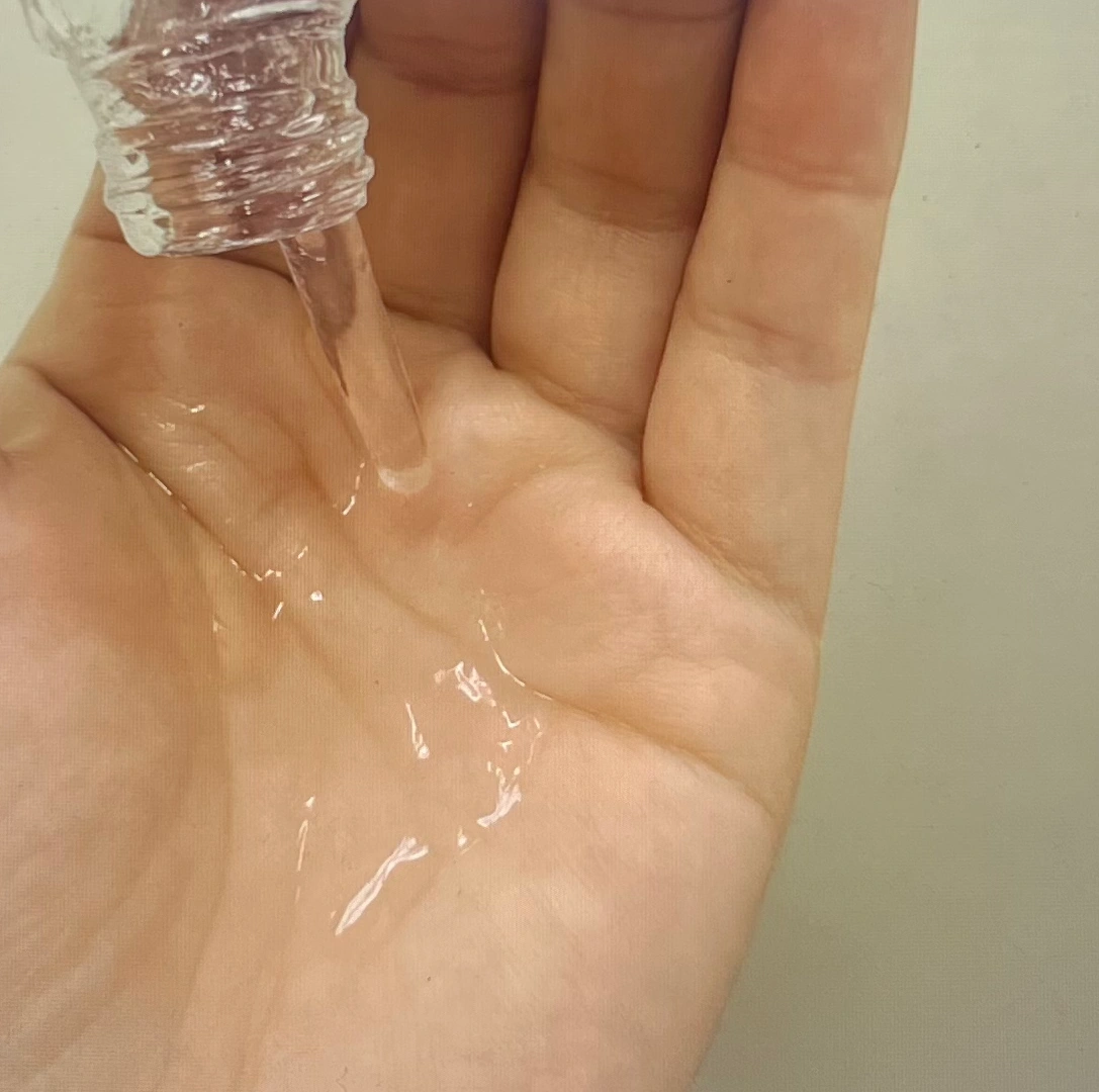 셀폰즈-녹는실-앰플-사용방법-알리기-위해-찍은-앰플-사진