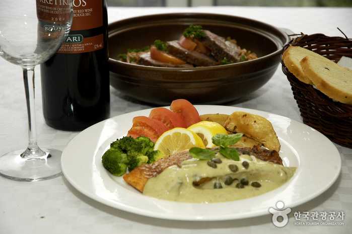 와인나잇인서울 이색 루프탑 축제
