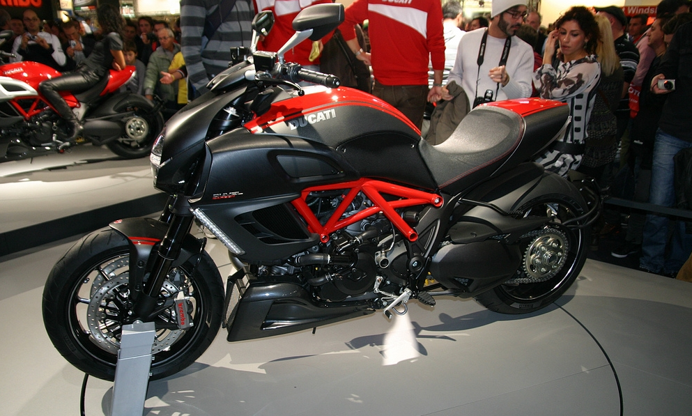 두카티 디아벨 1260