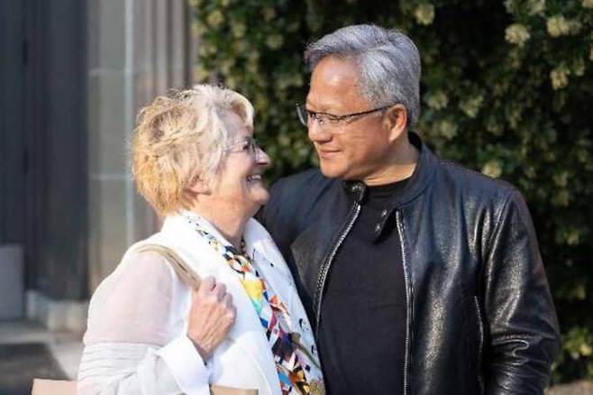 젠슨 황 CEO의 가족