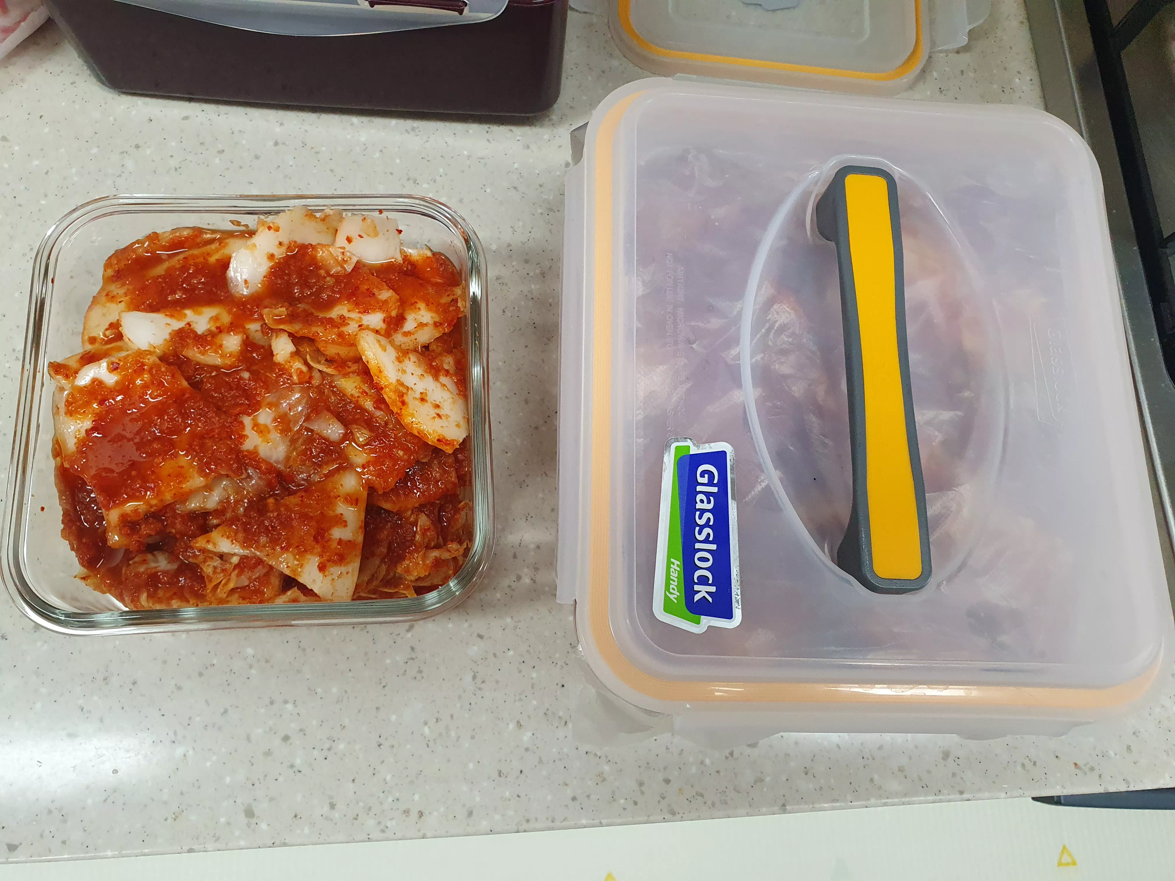 팔공김치 담기2