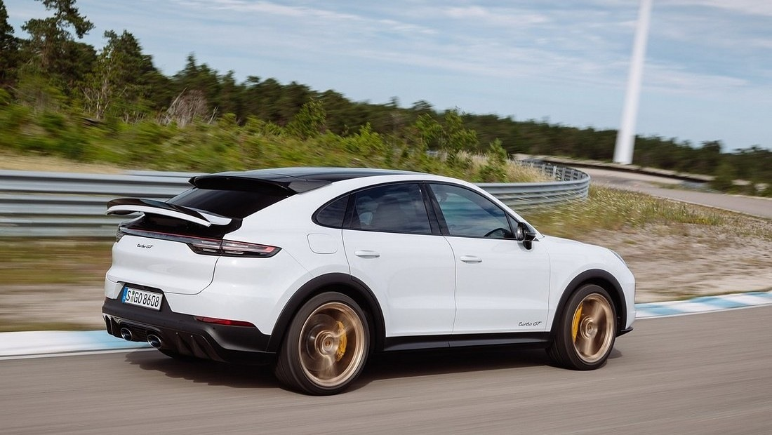 포르쉐 카이엔 터보 GT